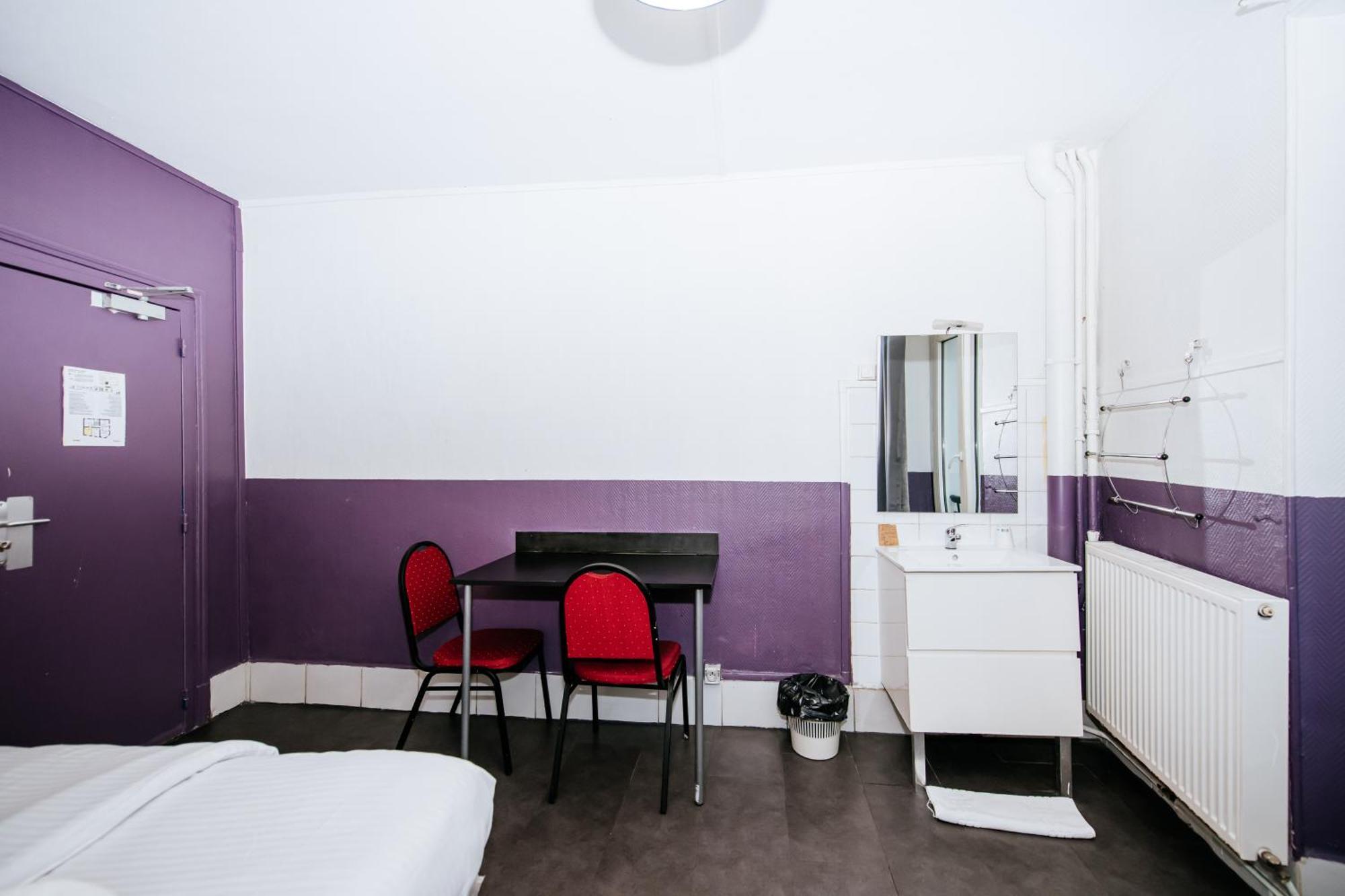 Hotel De La Poste Parijs
